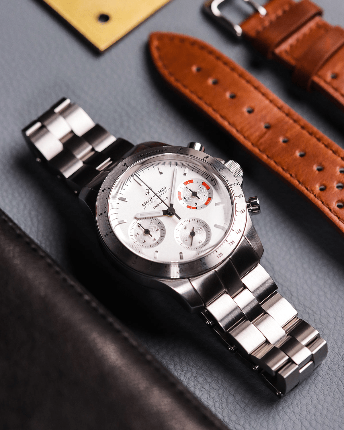 1960 Racing Chronograph by AV86 with vintage-inspired dial, sapphire crystal, tachymeter bezel, and brushed steel bracelet strap