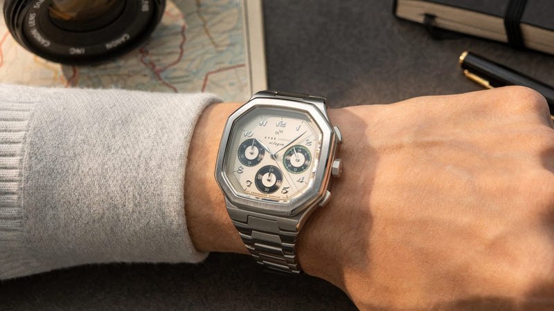 1904 Chrono, Steel / Off White & Black by AV86 with a stainless steel bracelet, multi-function chronograph dial, and sapphire crystal, showcasing refined Scandinavian design.