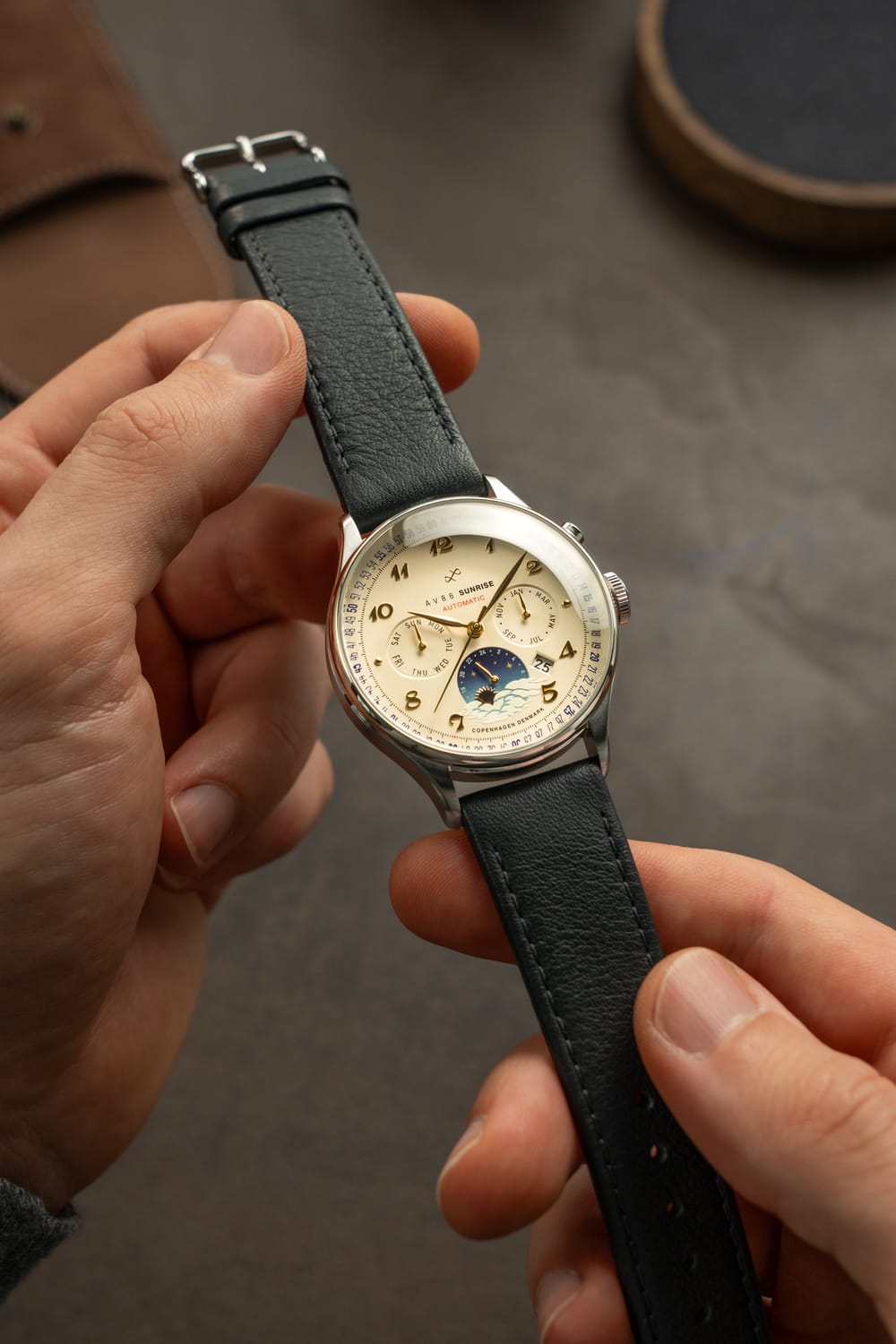 1564 Sunrise Automatic, Steel / Off White