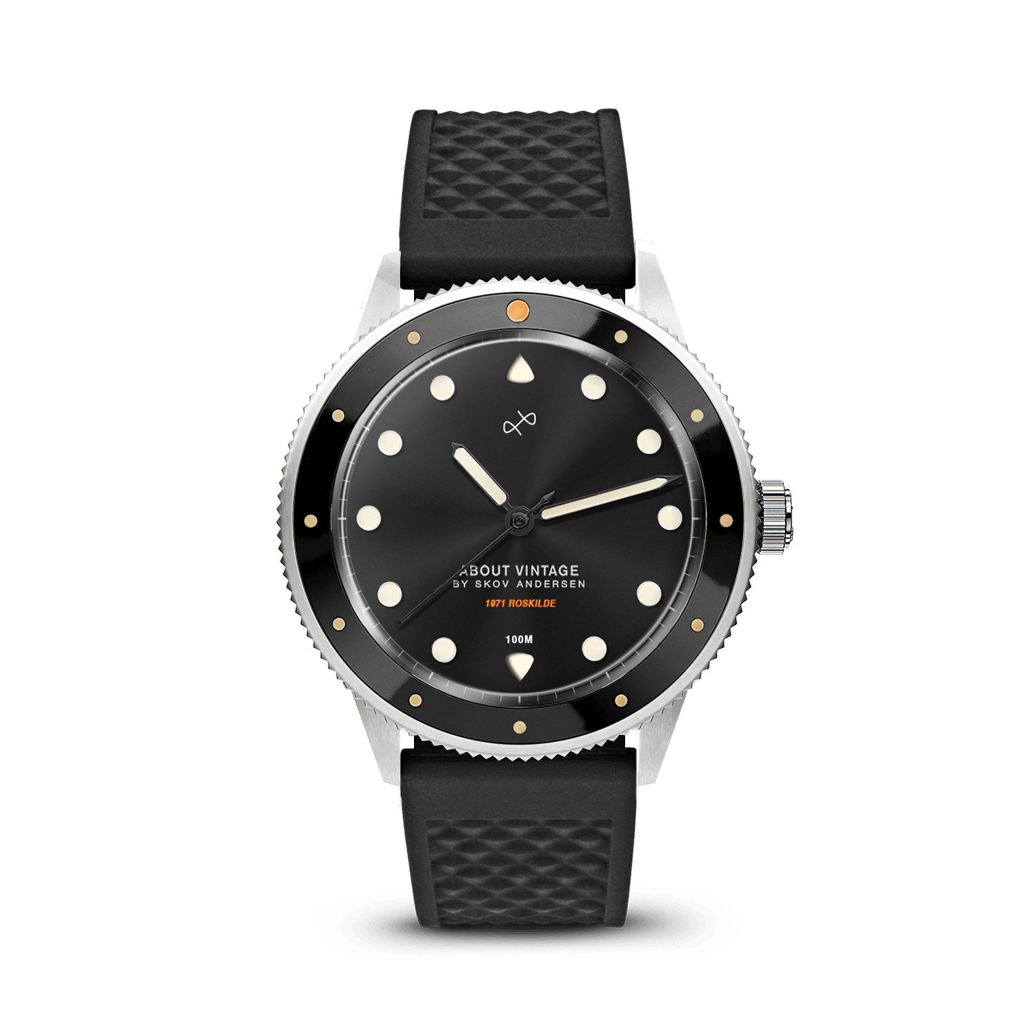 1971 Stagediver, 39mm by AV86 vintage-inspired diver with sapphire crystal, compass bezel, and textured rubber strap