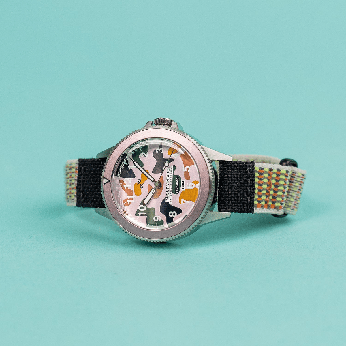 Fandango 'IBI', Pink / Army by AV86 kids watch with luminous dial, stainless steel case, easy velcro fabric strap, playful design