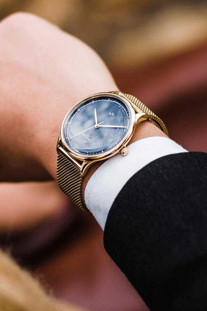 1969 Vintage, Gold / Midnight Blue - Special Edition – 39mm by AV86 with minimalist dial, sapphire crystal, and gold mesh strap