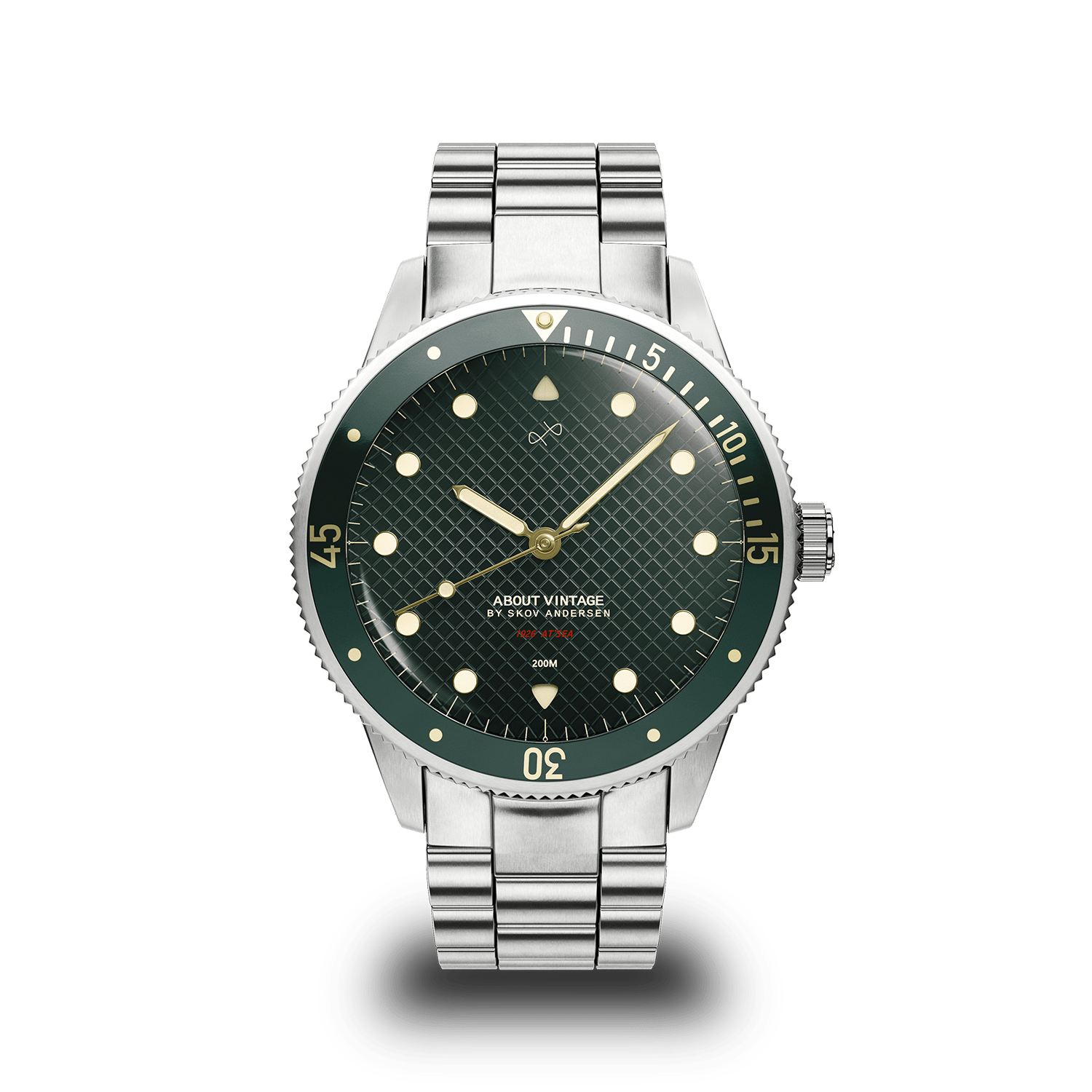 1926 At'sea, Green Turtle Vintage – 39MM vintage-inspired diver by AV86 with sapphire crystal, rotating bezel, and metal bracelet strap
