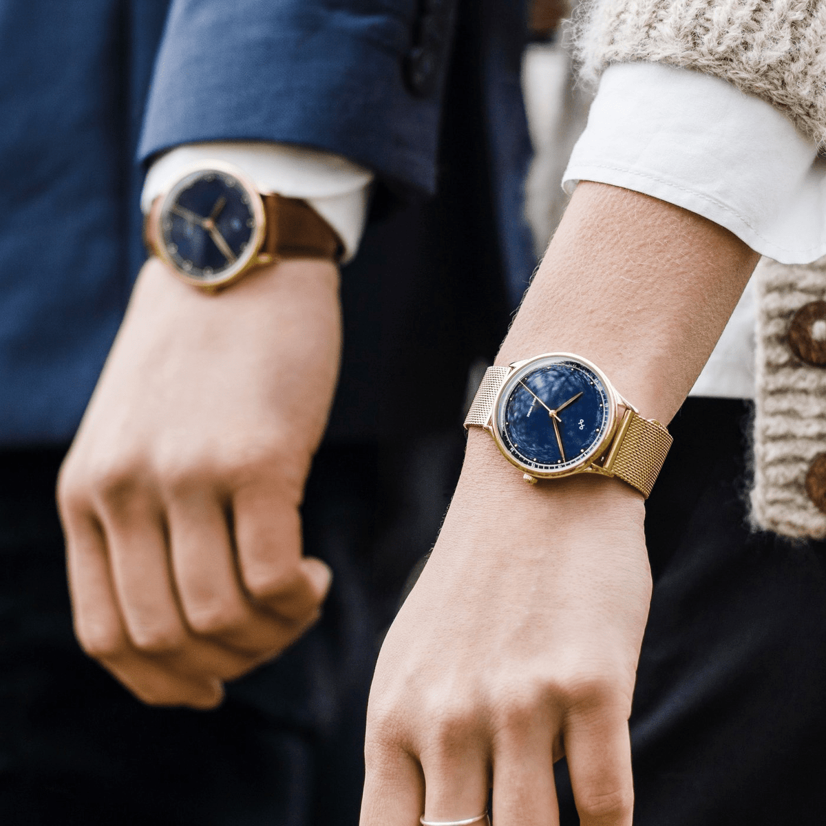 1969 Vintage, Gold / Midnight Blue - Special Edition – 39mm by AV86 luxury quartz watch with sapphire crystal and mesh strap