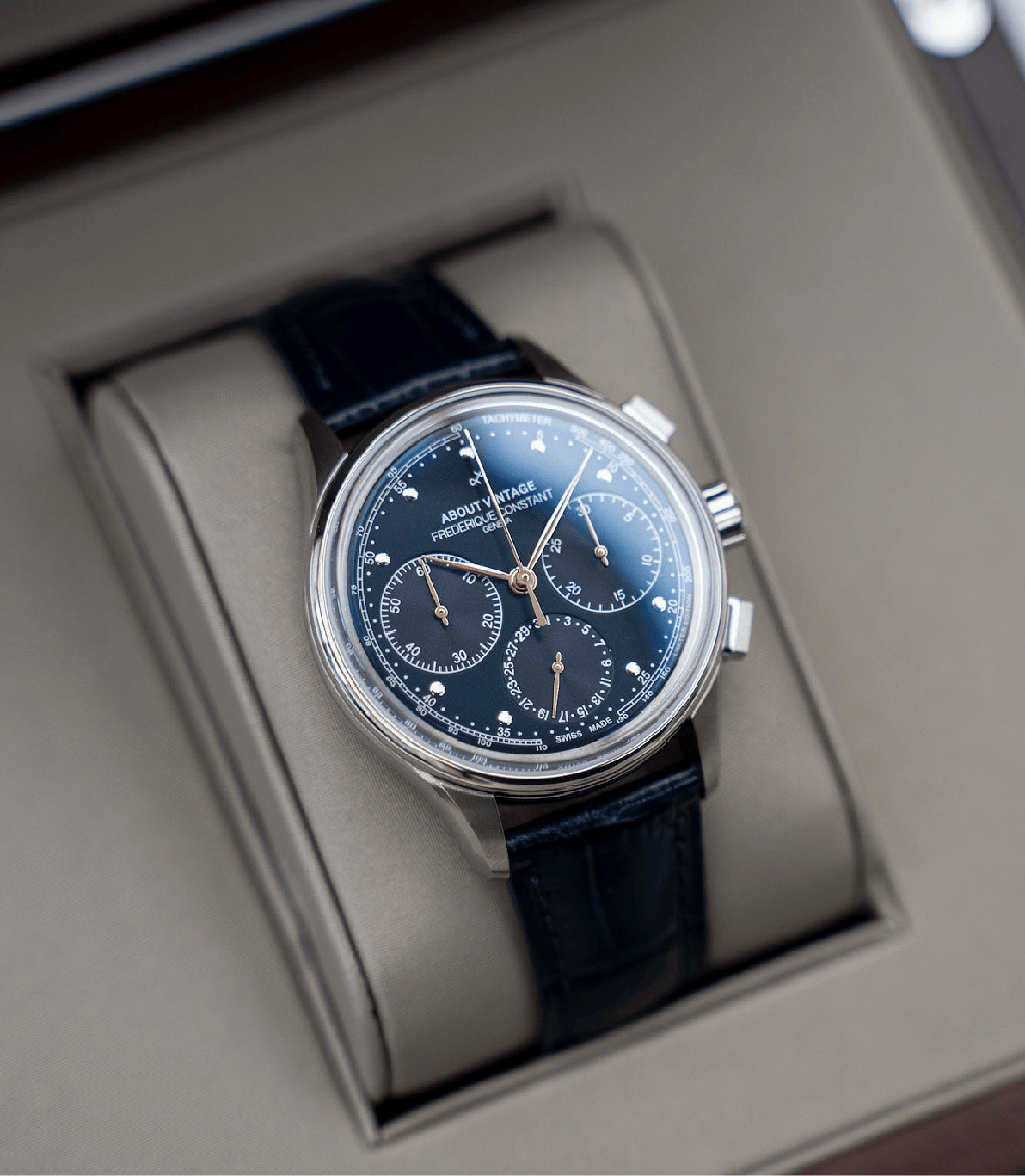 1988 Flyback, Chronograph / Limited Edition by AV86 with vintage-inspired dial, sapphire crystal, tachymeter bezel, and leather strap